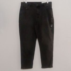 NWT American Eagle mom jeans